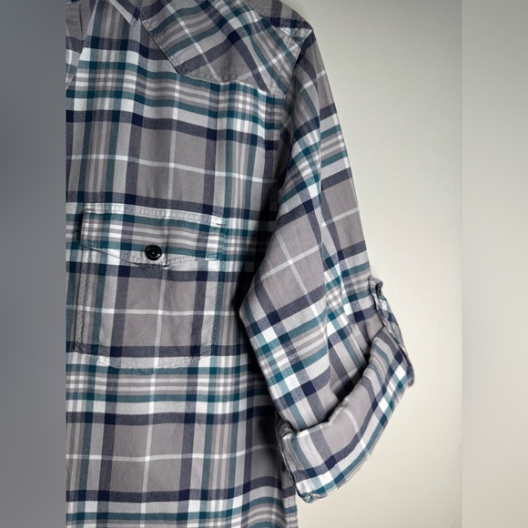 Express Gray green and white  Casual Button Down Shirt - Picture 4 of 13